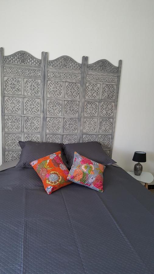 Appartement Avec Terrasse Quartier Montplaisir Arles Buitenkant foto